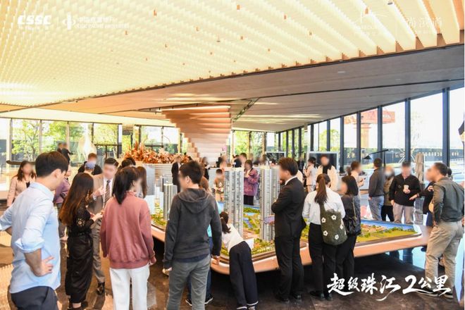 1场圆桌，权威解读！为何万人预约，争睹这2公里超级珠江？